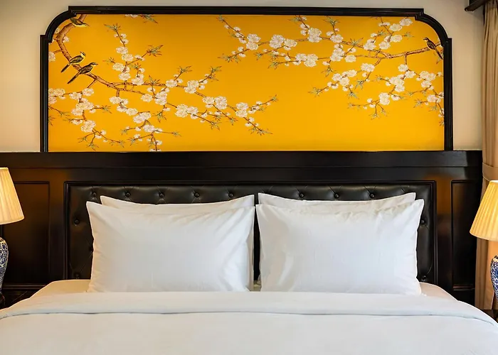 Cozy Bay Grand Cruise Botel 4*